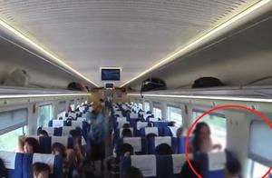 Boiled water is spilled to retaliate front seat to compensate for on woman motor-car 70 thousand muc