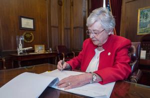 Prohibit raping a victim abort! The Alabama passes