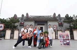 Run is male group broken head, cruel dozen? " run