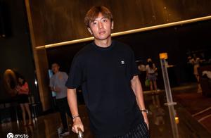 Numerous nation base reachs staying public house in succession, ling Xinfa of colour fine horse brig