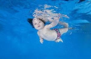 3 young child drown at the same time with father! 