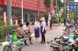 10 thousand amount to bazaar periphery to be not motor vehicle chaos to collect fees does the phenom