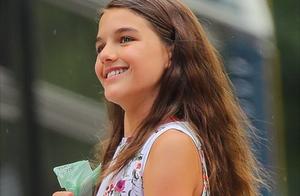 The bit that sees abroad 2 generation! Small Su Rui of soup Mu Ke Lusi's daughter still helps baby-