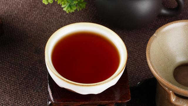 有关生姜煮普洱茶的做法及其功效