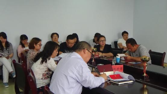 如何实践党章做一名合格的**员
