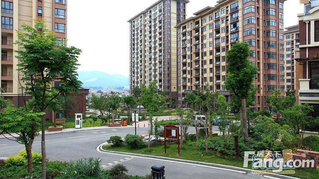 我家住國基城邦這里有家艾波特賣凈水器的在小區這邊鋪天蓋地的宣傳現在我有興趣購買了
