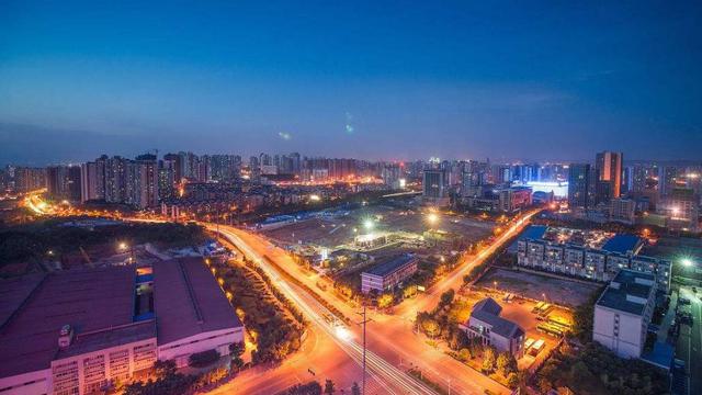 預測一下明年重慶房價最好是區縣的