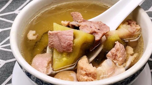 莲子和猪肉一起炖吗