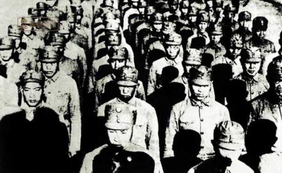 为了迷惑敌人,谢晋元对外仍用团的番号称有800人"八百壮士"由此得名