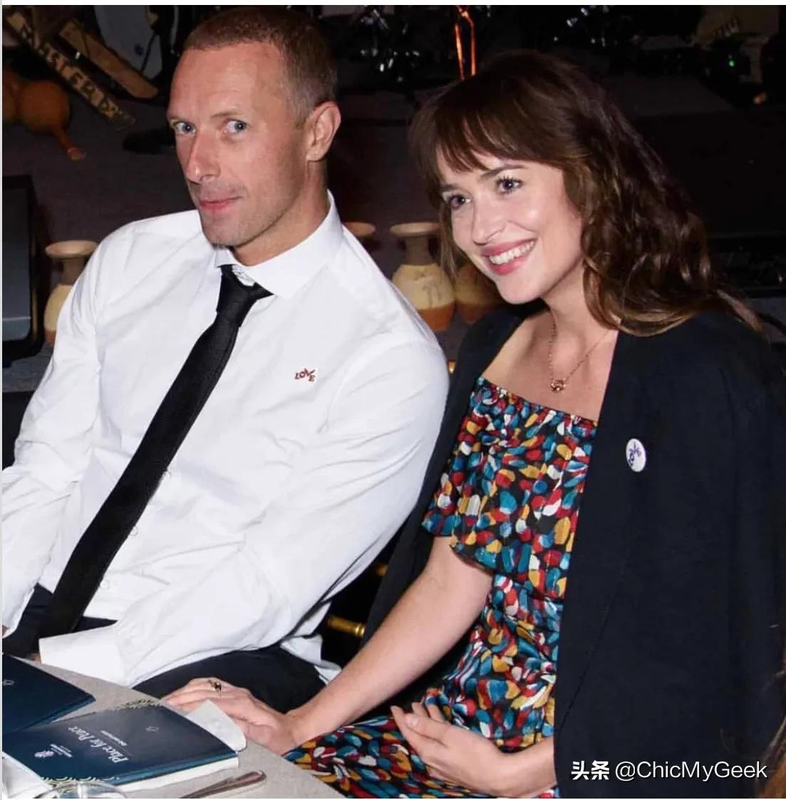 Coldplay Lead Singer Confesses His Girlfriend In Concert The Current