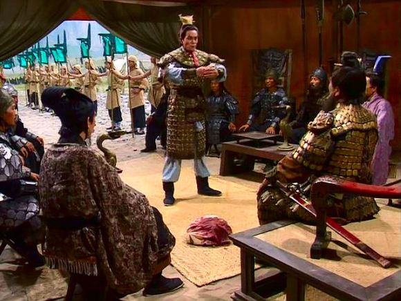 白门楼上曹操听信刘备之言处死吕布是不是过于草率？