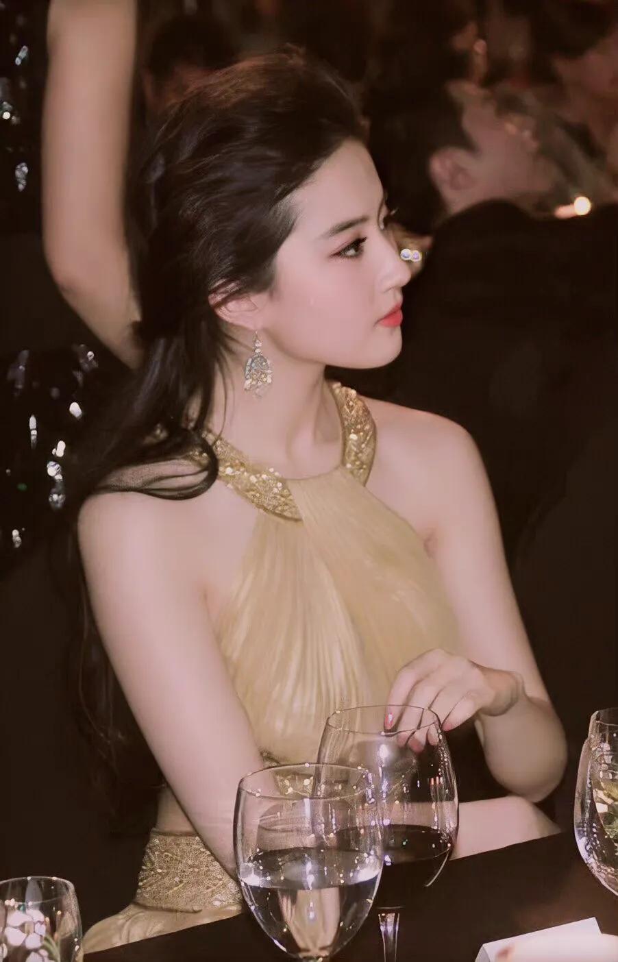 Liu Yifei Sexy Hot Photos Inews