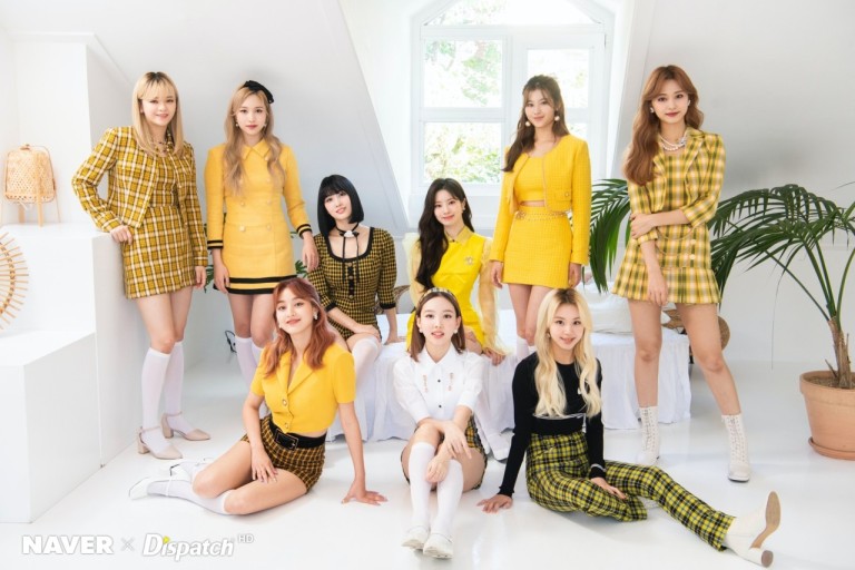 一举登顶!twice回归重回女团评价一位,粉墨妈木紧随其后