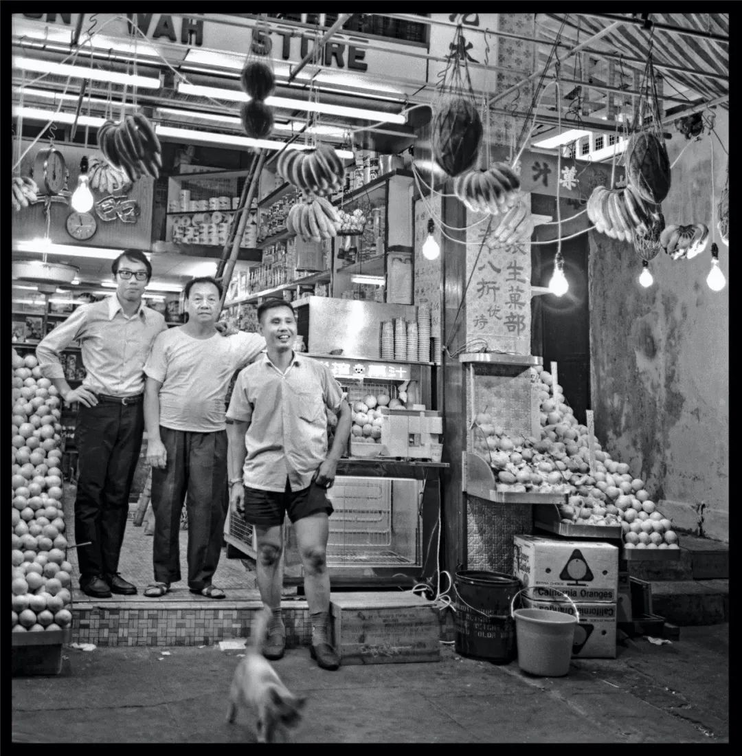 在国外生活的底层华人：他们都算不上活着