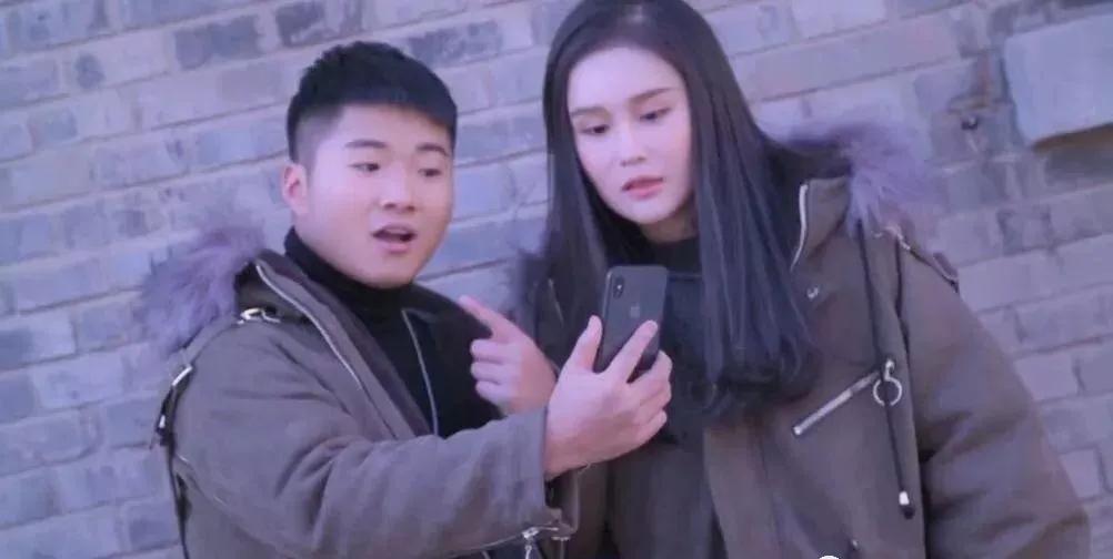 赵本山女儿球球和白小白有什么感情关系