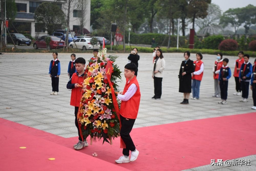 清明将至祭奠英烈