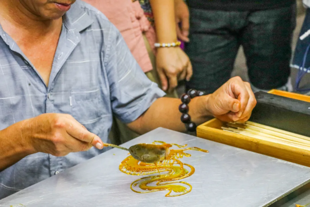 这口麦芽糖，中国人吃了几千年，还是不厌烦