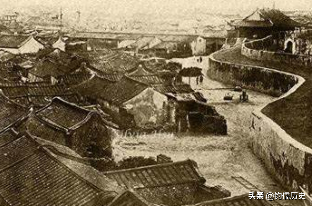 晚清时期中国政治体制的艰难转型