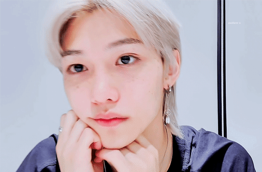 因为自然的雀斑而令素颜显得非常有魅力的男团爱豆