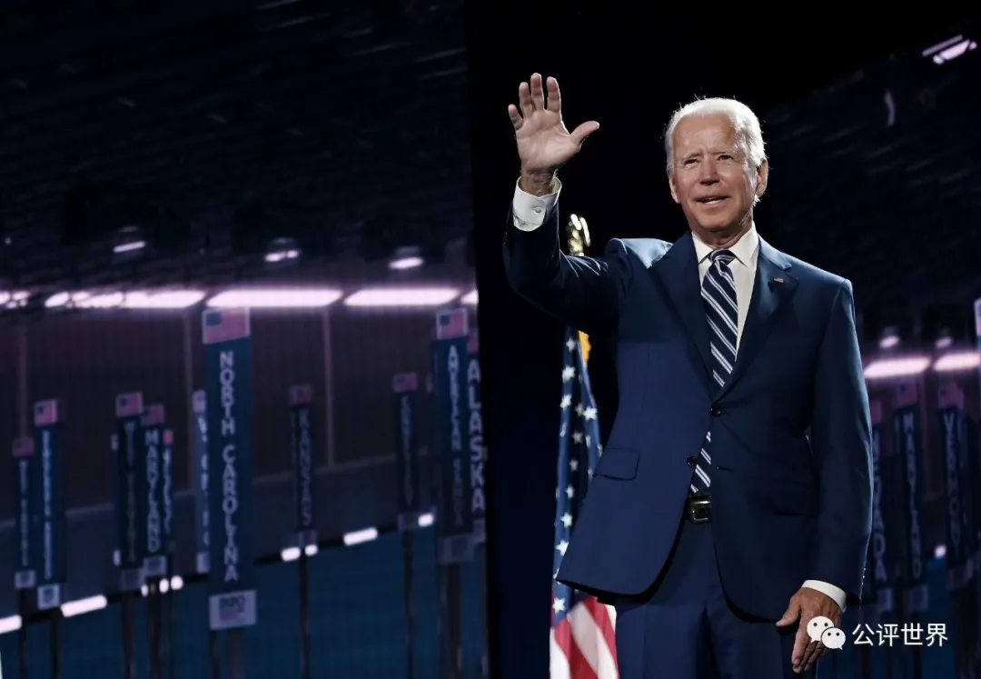 特朗普会后发制人吗？班农被捕有何影响？