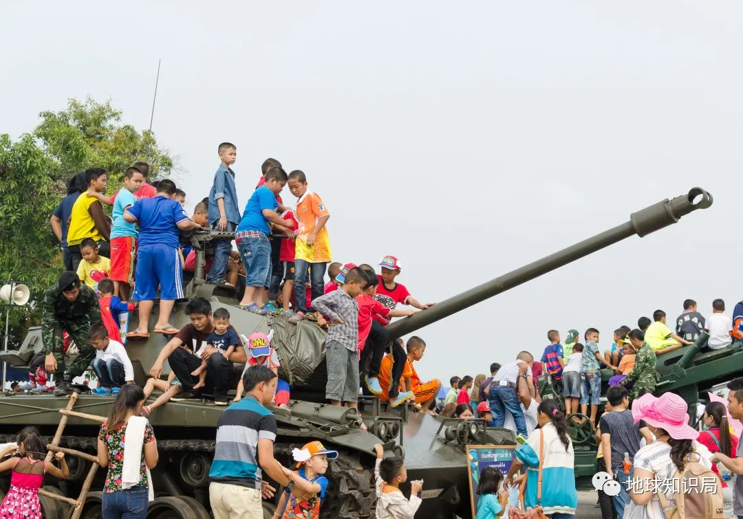 军队经商，只是泰国的冰山一角