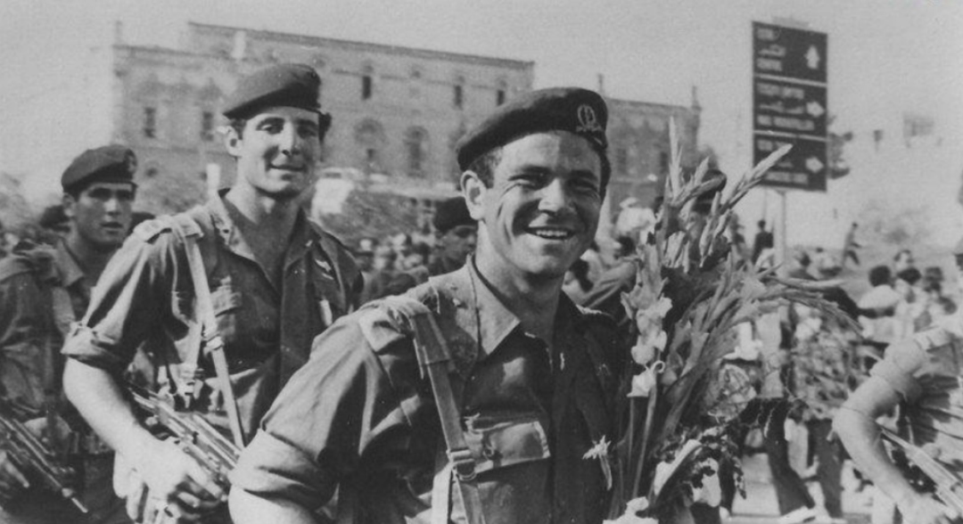 1976年以色列特种兵奔袭乌干达机场，解救人质