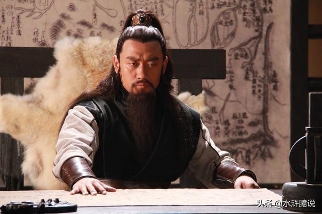 大刀关胜，为何能排在林冲之前？只因这一特征