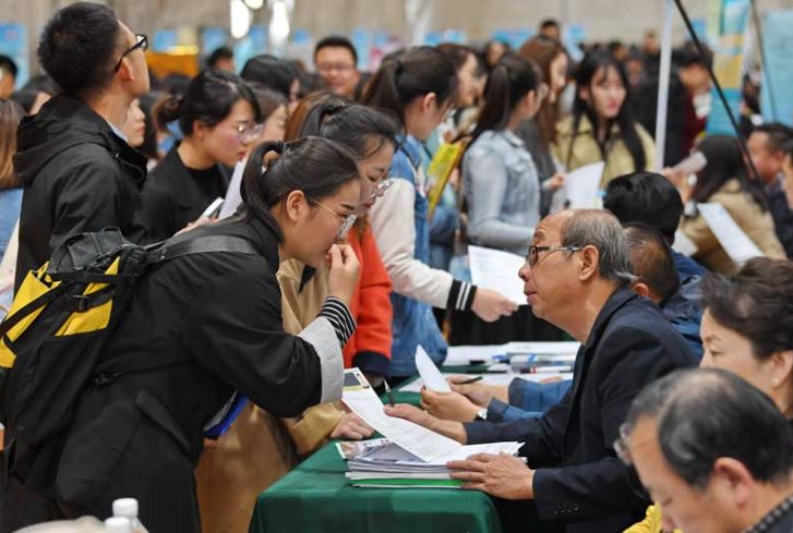 大学生现状：越是无知的人，就越觉得自己是超凡的