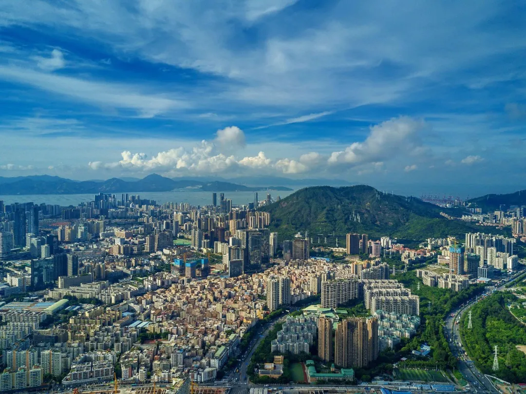 被房子定义的深圳人