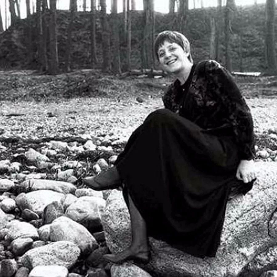 默克尔：从物理博士到“欧洲大婶”