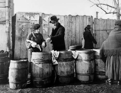 沙皇以来的人口危机：人祸大于天灾！