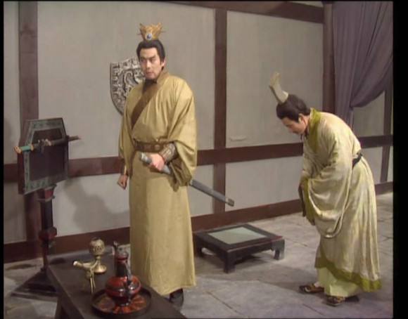 白门楼上曹操听信刘备之言处死吕布是不是过于草率？