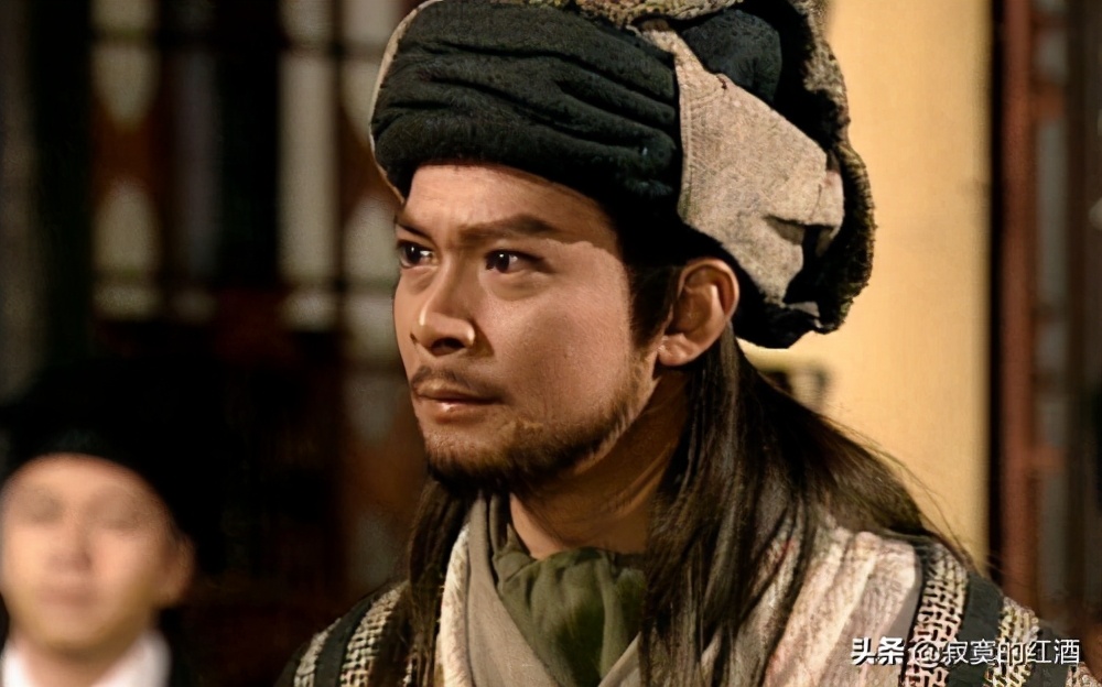 乔峰的武功为何会那么厉害，竟连扫地僧都能打吐血