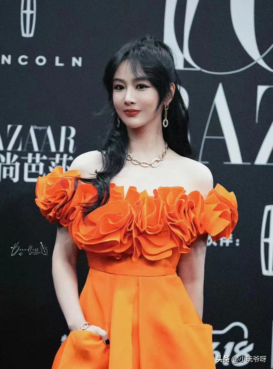 Harper S Bazaar Walks The Red Carpet Yang Zi Zhao Liying Di Lieba