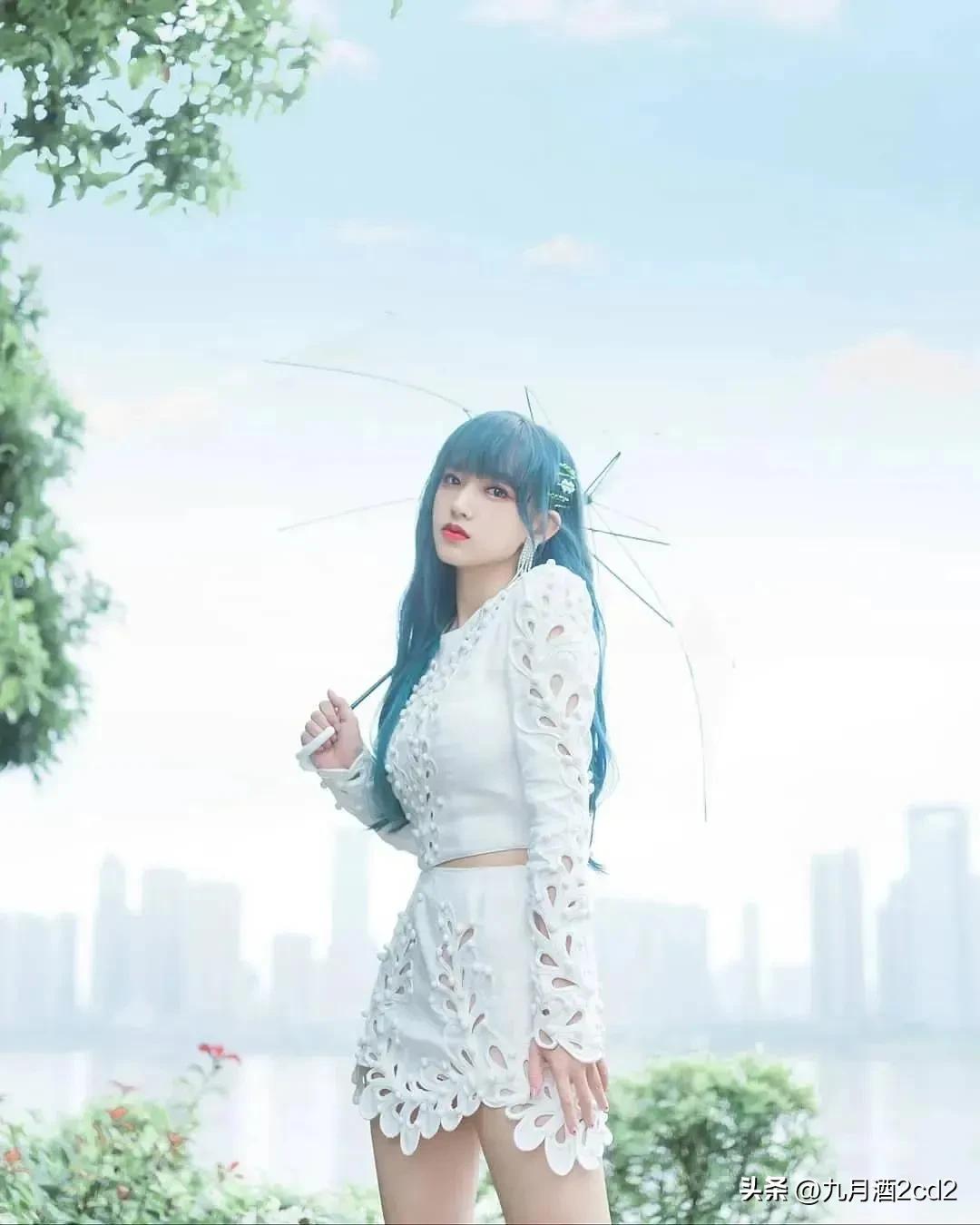 Sexy Hot Charming And Colorful Cheng Xiao Photo IMedia