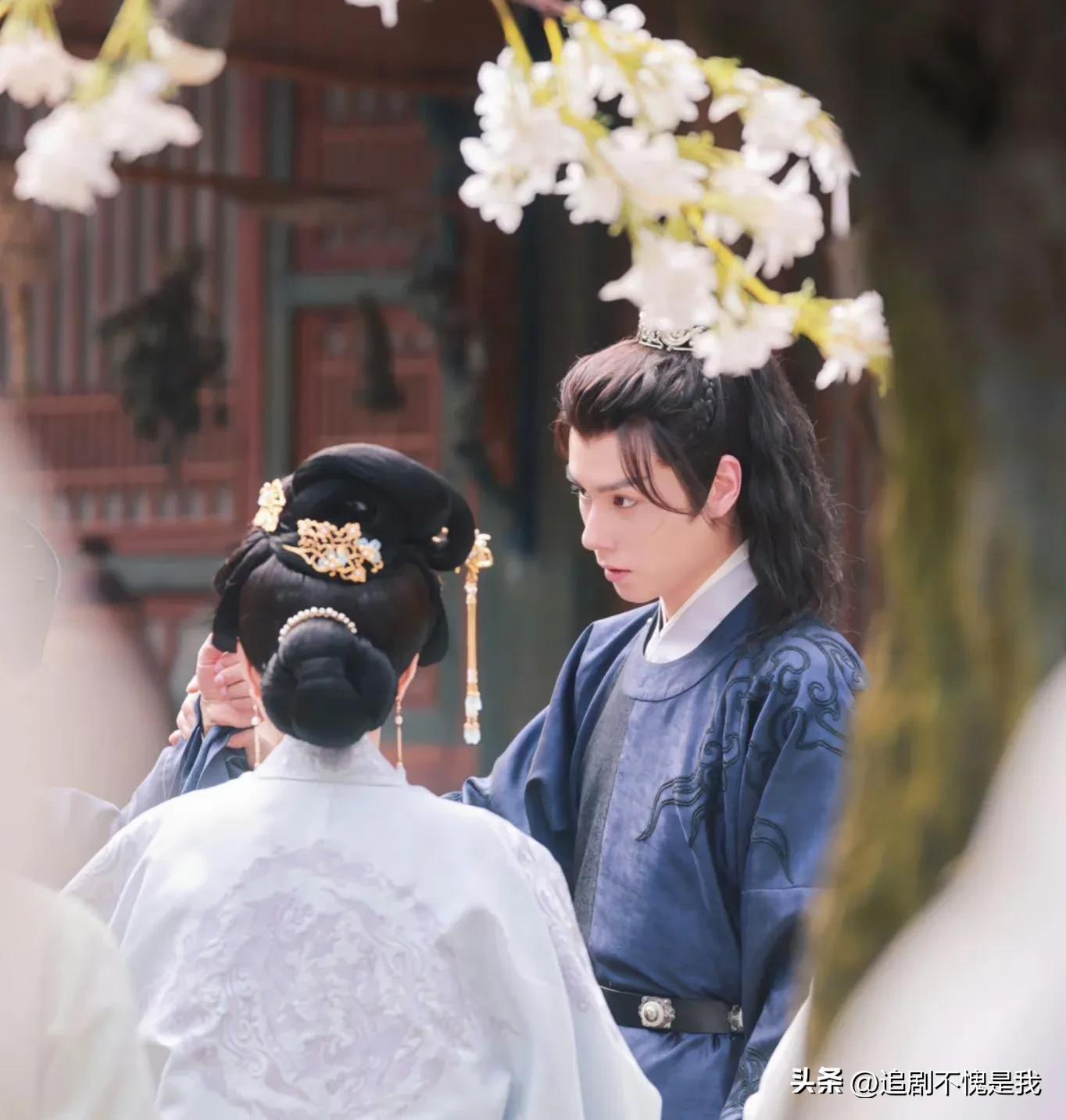 Zhang Jingyi S First Costume Drama Started And Her Partner Hu Yitian