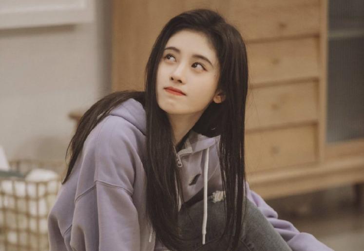 Year Old Ju Jingyi Is On The Hot Search The Old Photos Years Ago