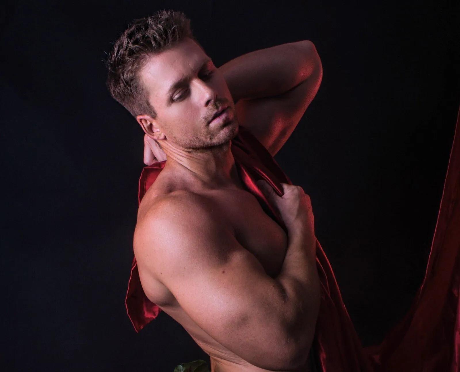 The Different Life Of American High Value Male Model Go Dancer Steven Dehler INEWS