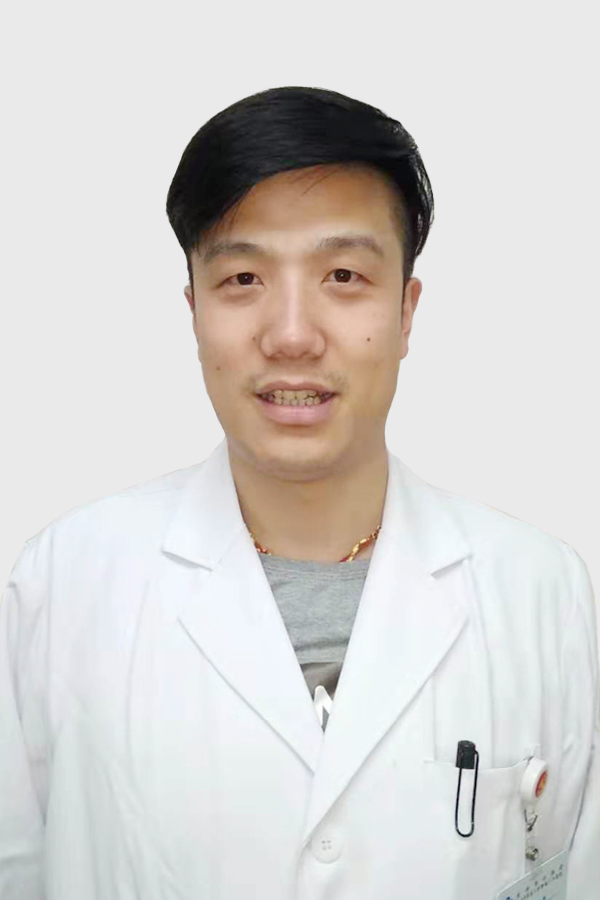 张骁