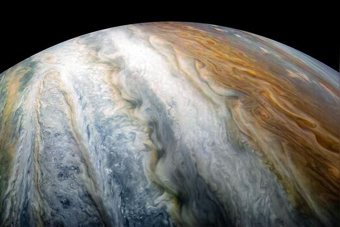 木星有几棵卫星？最大的多大？