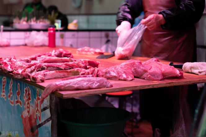 猪肉深色和浅色的肉有什么区别？