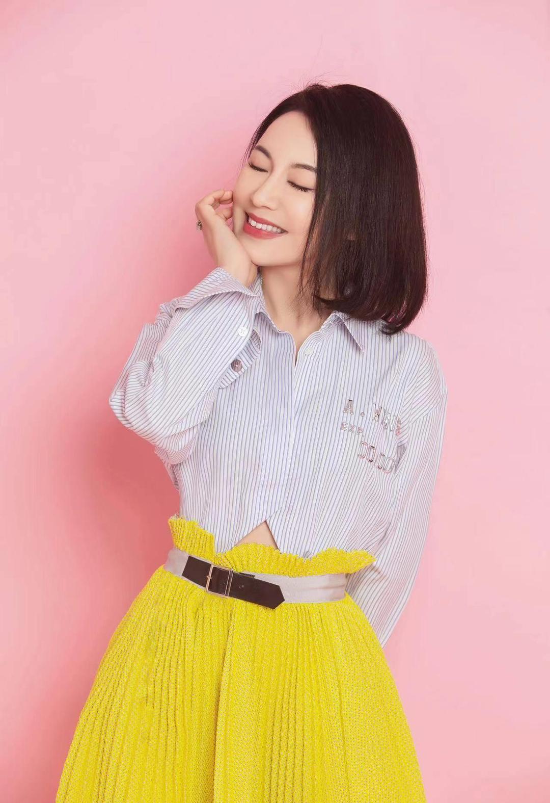 Zhou Yanhong makes a strong return with the new Jiangnan folk song ...