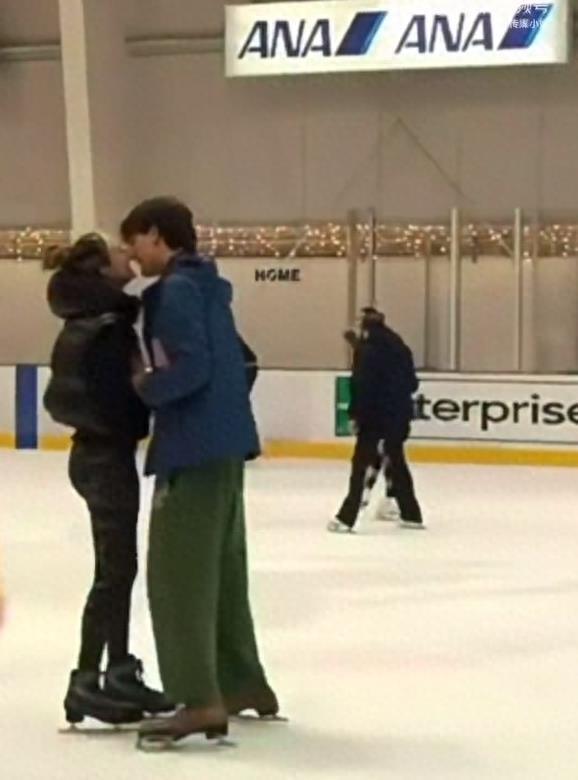 Sit on his lap and kiss openly on the skating rink! Eileen Gu's boyfriend's identity revealed
