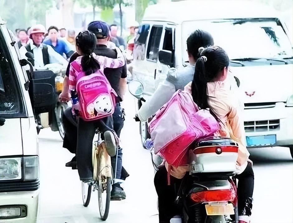 Netizens posted class schedules for first and second grade students ...