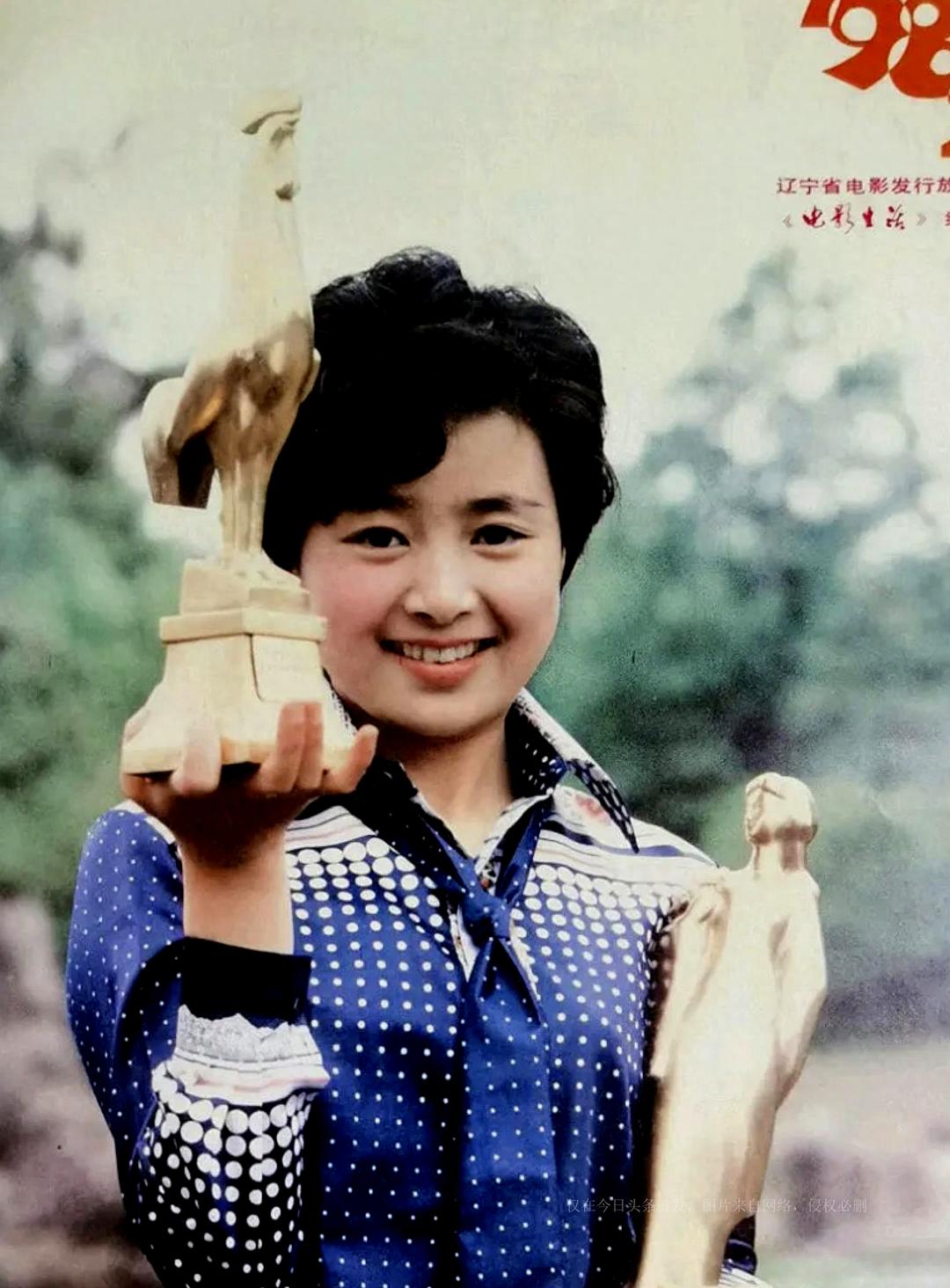 張瑜的負心情史:遠赴美國後拋棄導演丈夫,靠美貌征服了4個男人 - 頭條匯