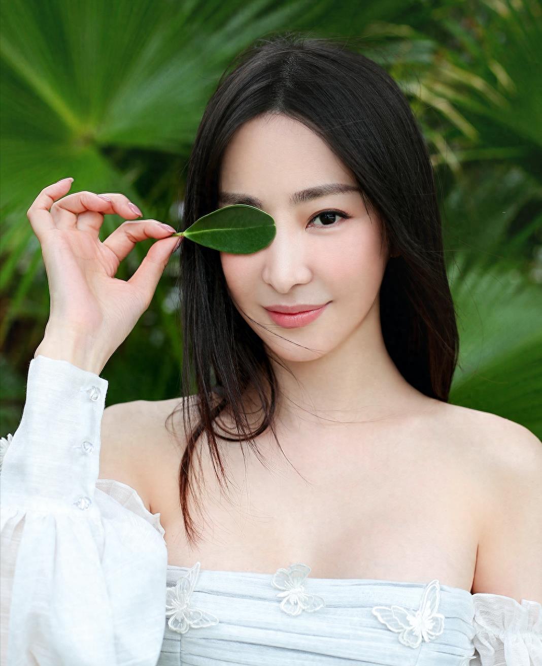 She is beautiful and has good acting skills. She has been keeping a low profile for 22 years