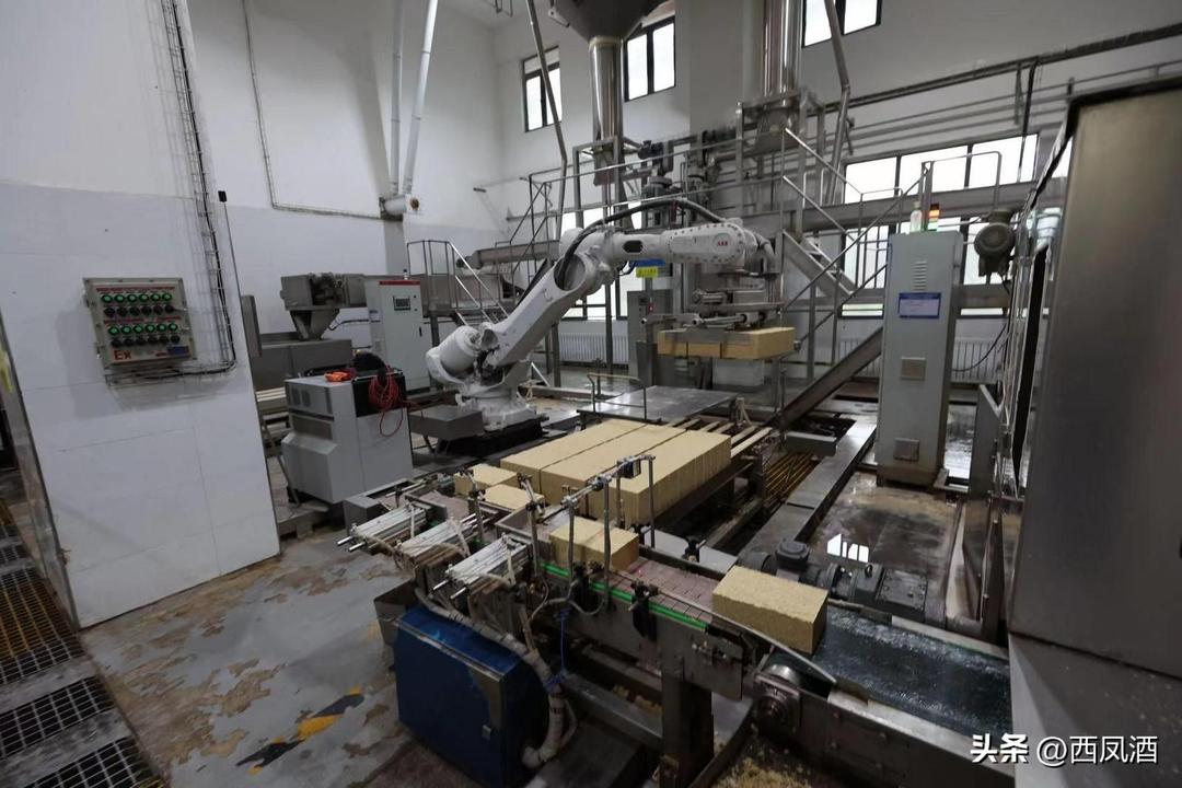 What does the fragrance of Three Thousand Years Phoenix smell like? The heart is already drunk