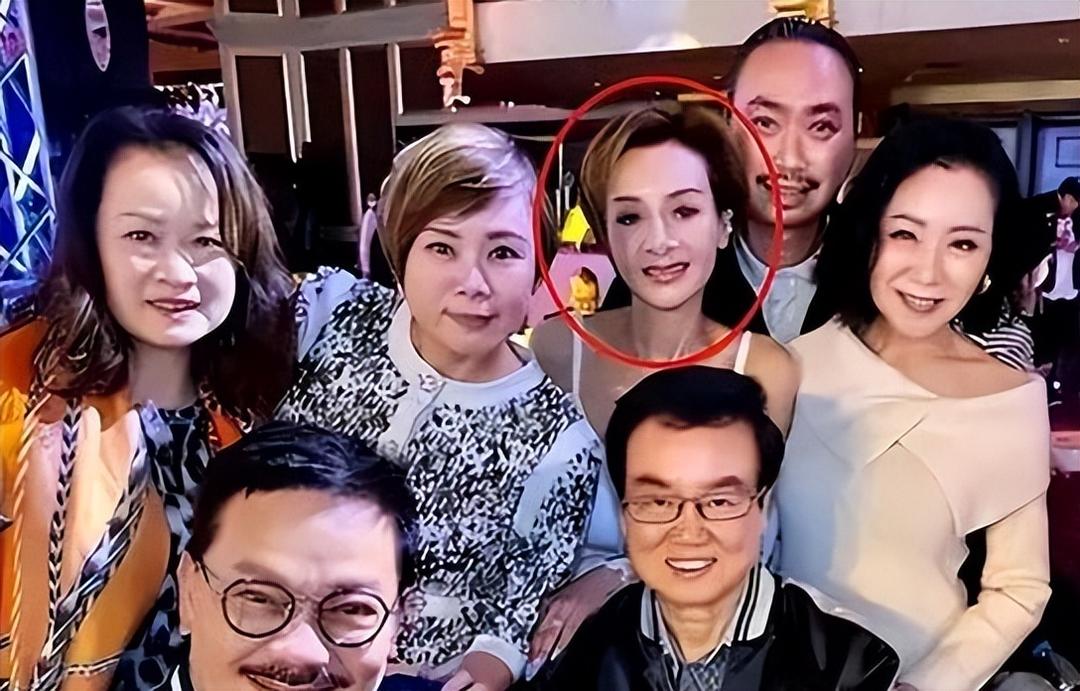 “Huang Rong” Wei Qiuhua celebrates her 65th birthday, still as