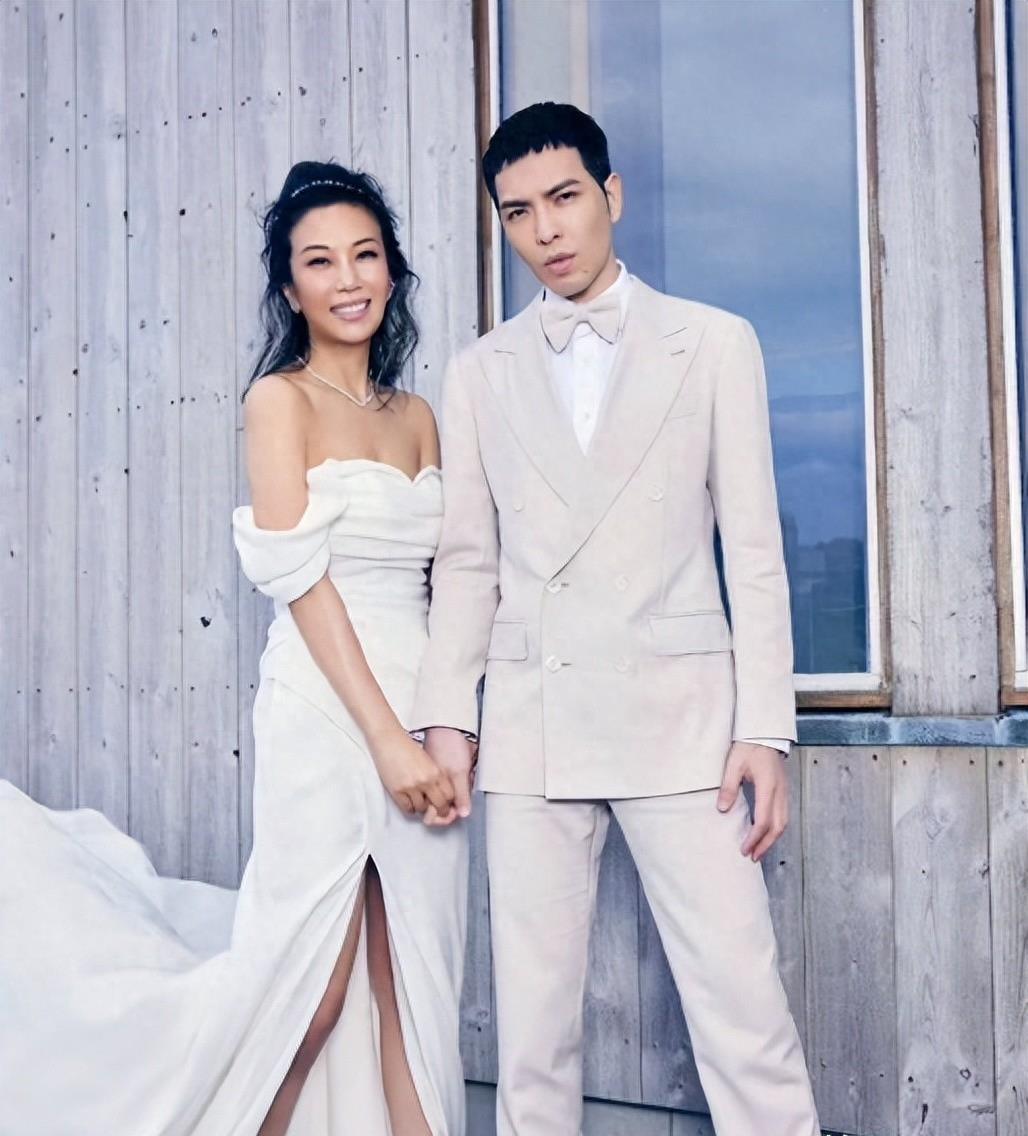 Love regardless of age! Jam Hsiao's wedding photos with her manager are