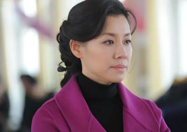 白兰原型是谁(觉醒年代白兰原型是谁)-万谷记